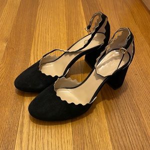 Chloe black suede pumps